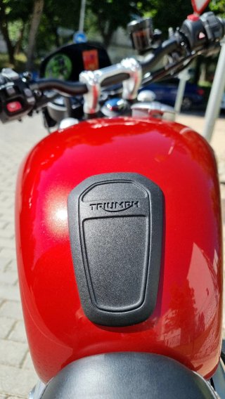 Triumph Speed Twin 1200cc 2019 14000kms + extras