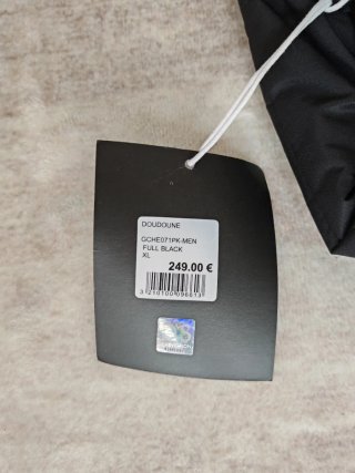 Chaqueta de Plumas Negra Chevignon