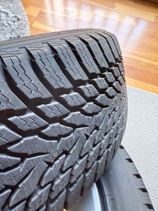 Llantas MINI Originales + Neumáticos Nokian Invier
