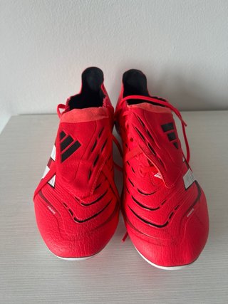 Scarpe da calcio Adidas Predator. Taglia 45,5