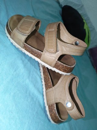Sandalias niño beige/marrón talla 31