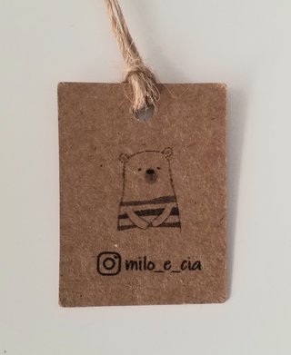 Cadelinha Amigurumi Feita à Mão