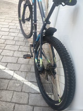 Bicicleta B'twin Rockrider 520