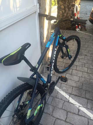 Bicicleta B'twin Rockrider 520
