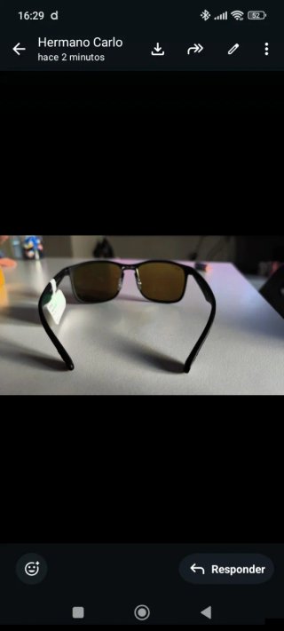 Gafas de sol Ray-Ban negras y azules
