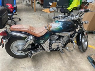Kymco Venox 250 Negra y Marrón
