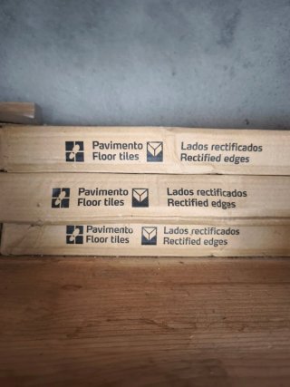 Suelo porcelánico imitación madera