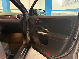 Mercedes-Benz GLA 2024