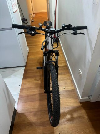 Bicicleta Eléctrica Blanca