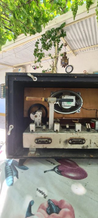 Radio de válvulas años 50