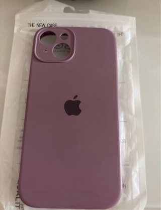 Funda iPhone 14 Morada Poco Uso
