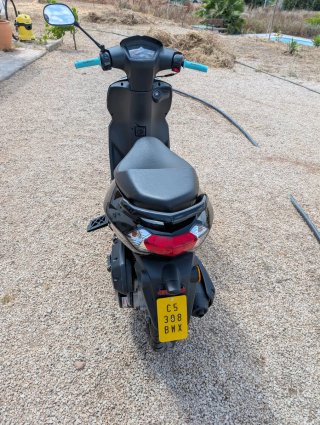 Peugeot Kisbee 50cc 4T Negra