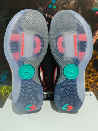 Jordan Luka 4 Negro/Blanco
