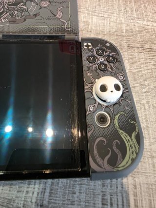 Nintendo Switch OLED con accesorios