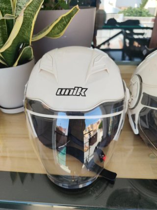 Casco Moto UNIK Blanco talla M y L  35€ cada uno