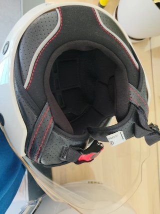 Casco Moto UNIK Blanco talla M y L  35€ cada uno