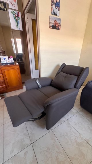Poltrona Relax Elettrica Grigia in buone condizioni