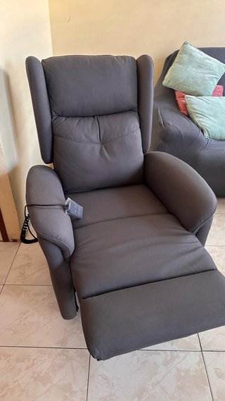Poltrona Relax Elettrica Grigia in buone condizioni