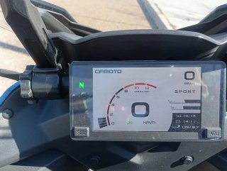 CFMOTO 400GT 2019 Azul 17.700 km