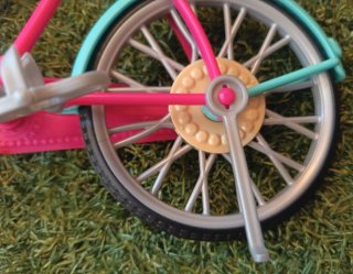 Bicicleta de juguete Barbie rosa y azul 28 × 20 cm