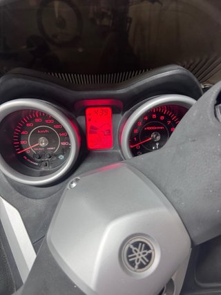 Yamaha Xmax 250 Scooter