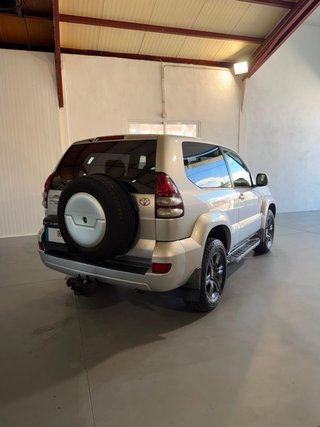 Toyota Land Cruiser 2004