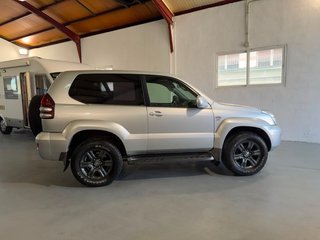 Toyota Land Cruiser 2004