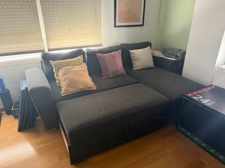 Sofá Cama Gris con cojines