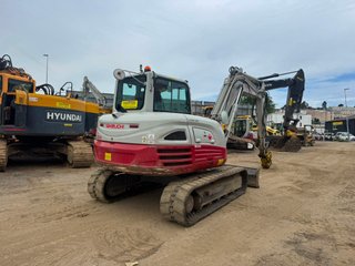 Retroexcavadora Takeuchi TB290