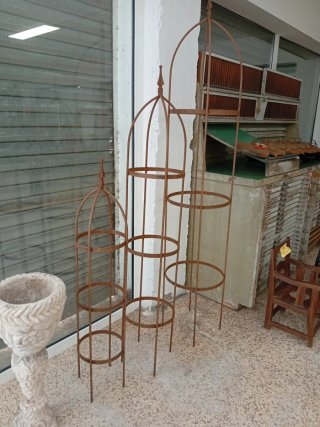 3 Obeliscos Hierro Jardín