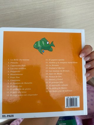 Colección de libros del país de cuentos infantiles