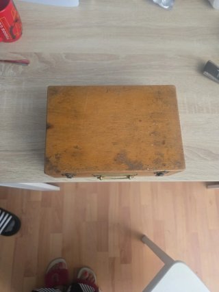 Maletín antiguo ventosas médico