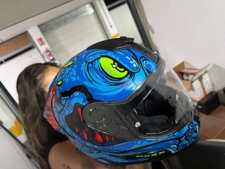 Casco Moto Diseño Dragón Azul y Rojo