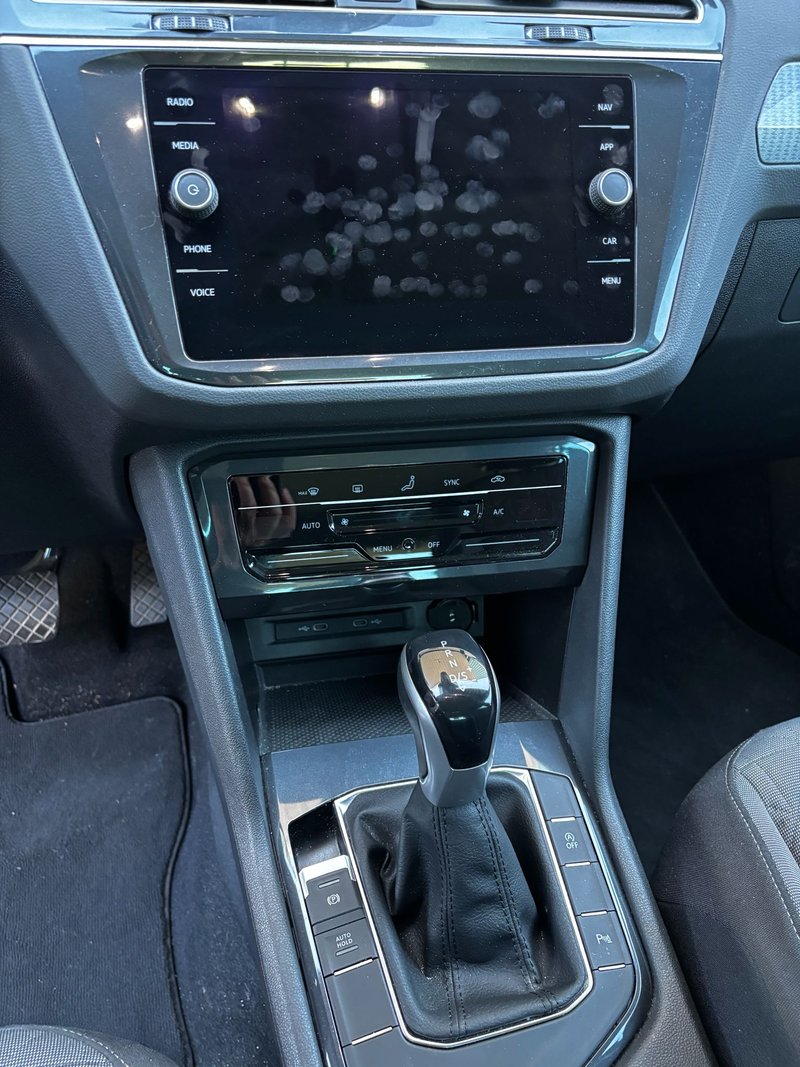 Volkswagen Tiguan Life 2.0 TDI DSG (2021) 2022, foto 4