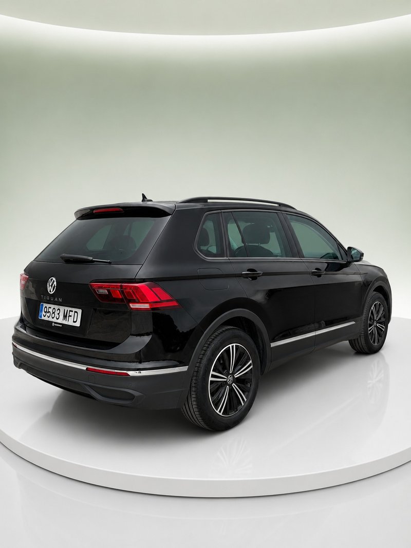 Volkswagen Tiguan Life 2.0 TDI DSG (2021) 2022, foto 11