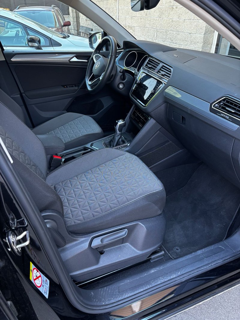 Volkswagen Tiguan Life 2.0 TDI DSG (2021) 2022, foto 8
