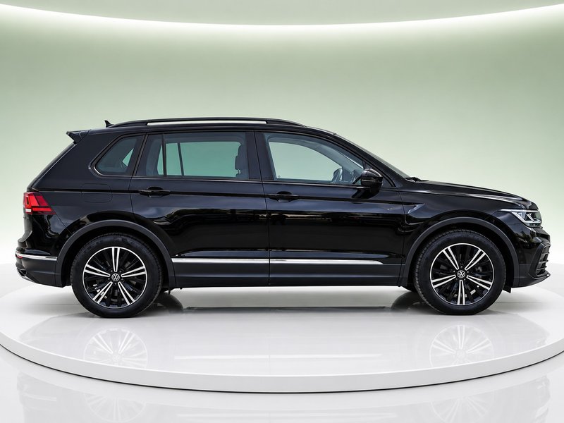 Volkswagen Tiguan Life 2.0 TDI DSG (2021) 2022, foto 10