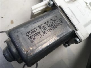 Elevalunas trasero izq Audi A5 8T Sportb