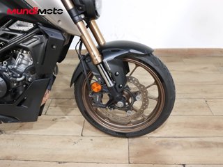 HONDA CB 125 R
