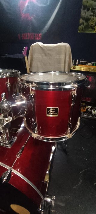 Batería Acústica Yamaha Stage Custom Roja