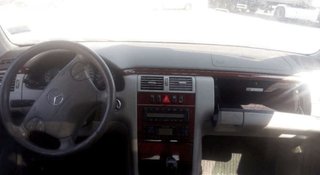 22321503 faro derecho mercedes benz clase e (w210)