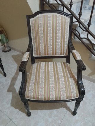 2 Sillones Estilo Isabelino . 75 cada cada uno
