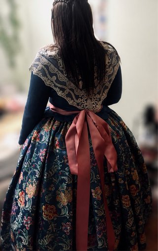 Alquilo Traje de Fallera Talla L