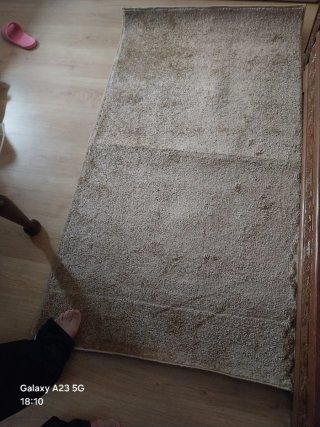 Alfombrilla beige, marrón