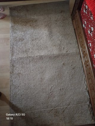 Alfombrilla beige, marrón