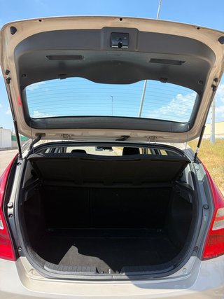 Hyundai i30 2010