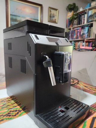 Cafetera Saeco Lirika Negra