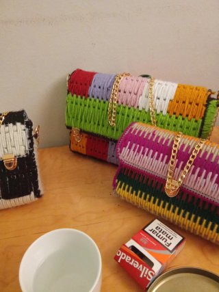 Bolsos artesanales hechos a mano
