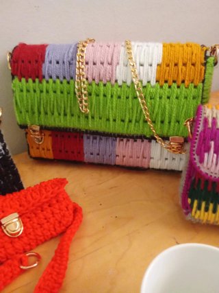 Bolsos artesanales hechos a mano