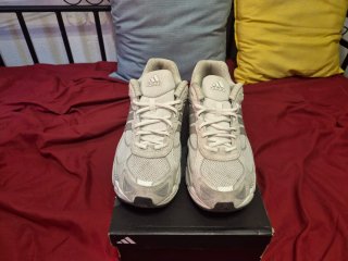 Scarpe da ginnastica Adidas Response Grigio/Bianco